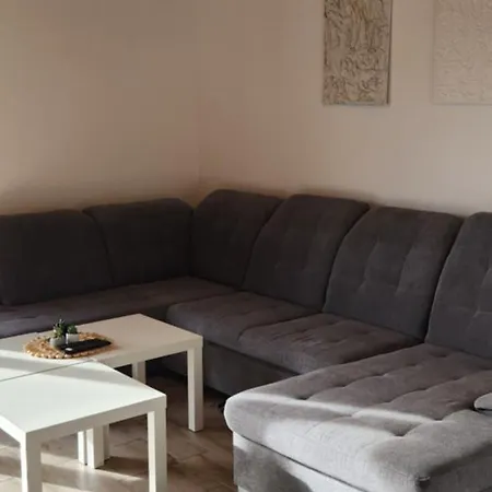 Przystan Family Pod Ochodzita וילה