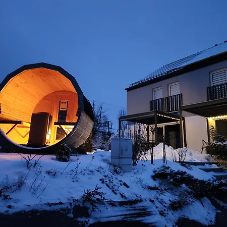 Przystan Family Pod Ochodzita * Koniaków