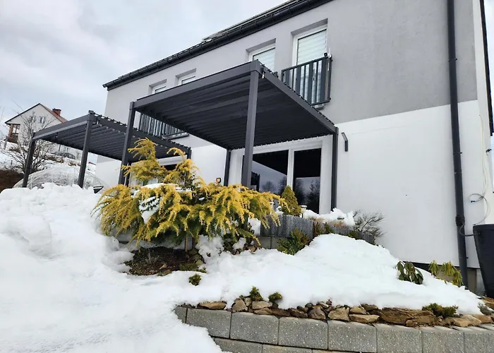 Przystan Family Pod Ochodzita Villa *